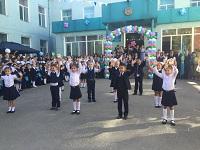 1 сентября в школе-гимназии прошла торжественная линейка, посвященная Дню Знаний